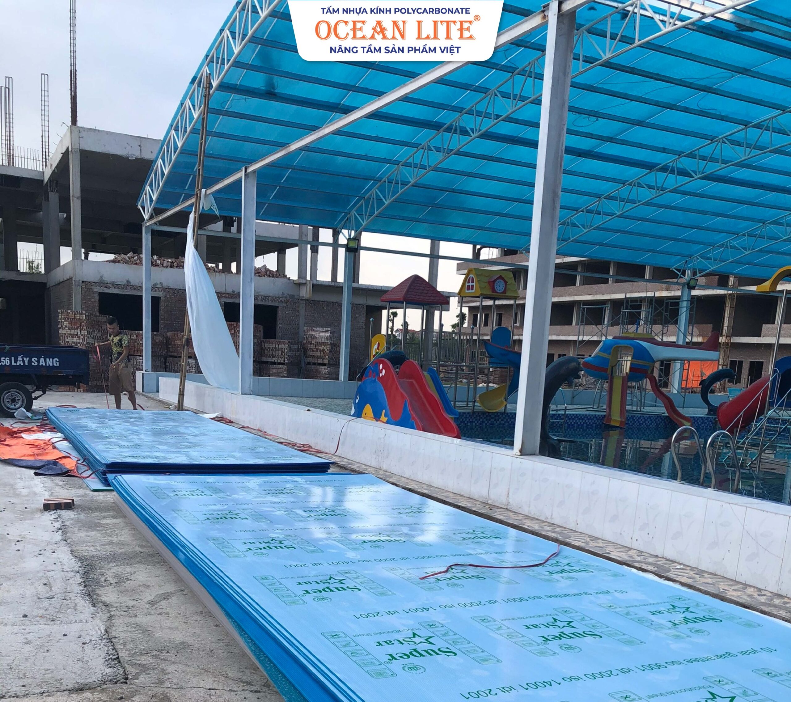 Ứng dụng tấm polycarbonate rỗng 6mm