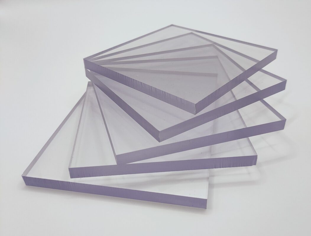 Tấm polycarbonate có tốt không