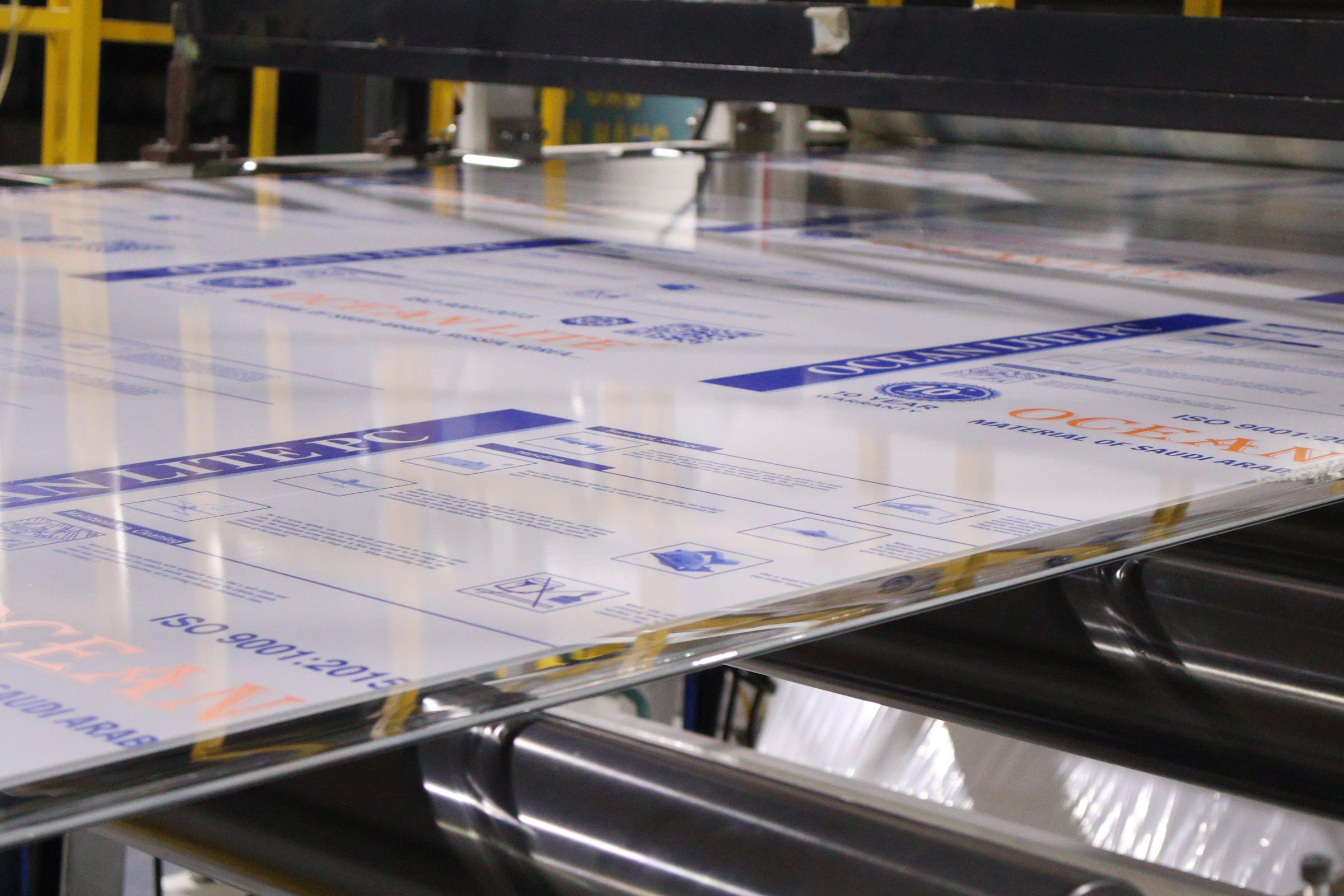 tấm nhựa polycarbonate có bền không